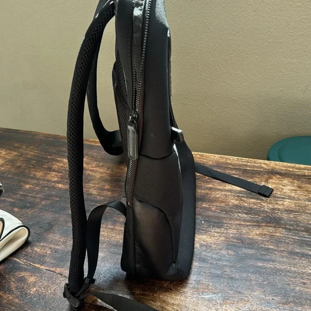 The Toppu black backpack minimalist sleek design unisex